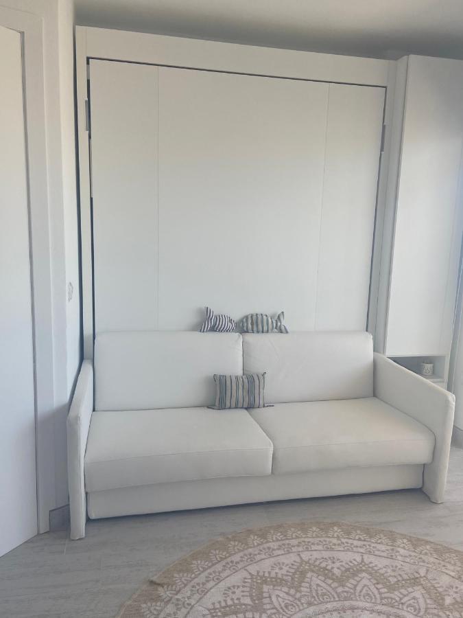 A 2 Passi Dal Mare! Apartment Es Pujols Exterior foto